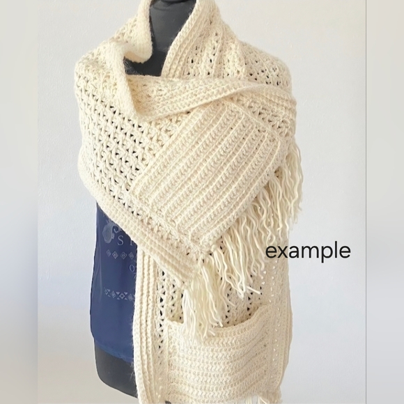 HANDMADE - Cozy Women’s Large Pocket Wrap/shawl - Olive - Picture 2 of 5